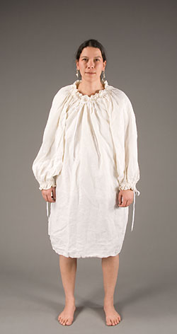 model wearing white cotton shift