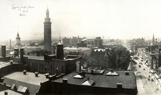 file:/activities/oralhistory/cappics/pryor1945_pano, alt: panoramic photo of Springfield, MA in 1913